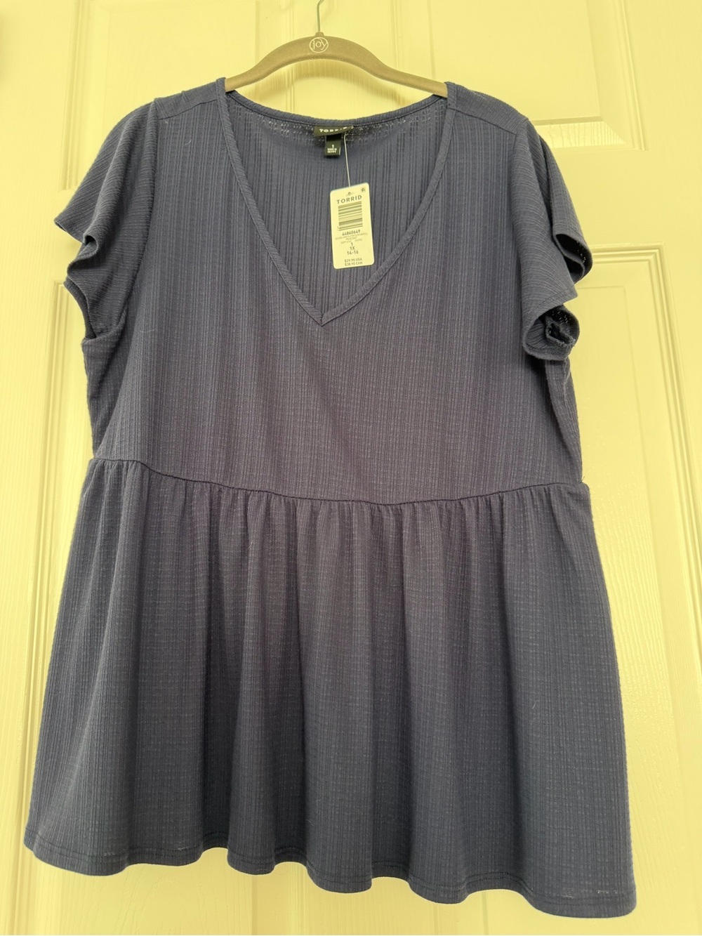 torrid navy blue V-neck peplum short sleeve top